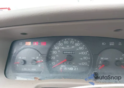 2005 Mercury Grand Marquis Gs z USA, uszkodzony, nr VIN 2MEFM74W35X635260